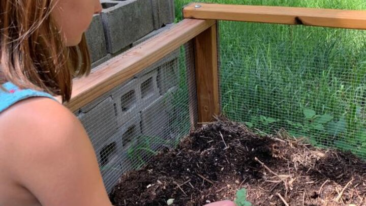 Picture of composting for kids.